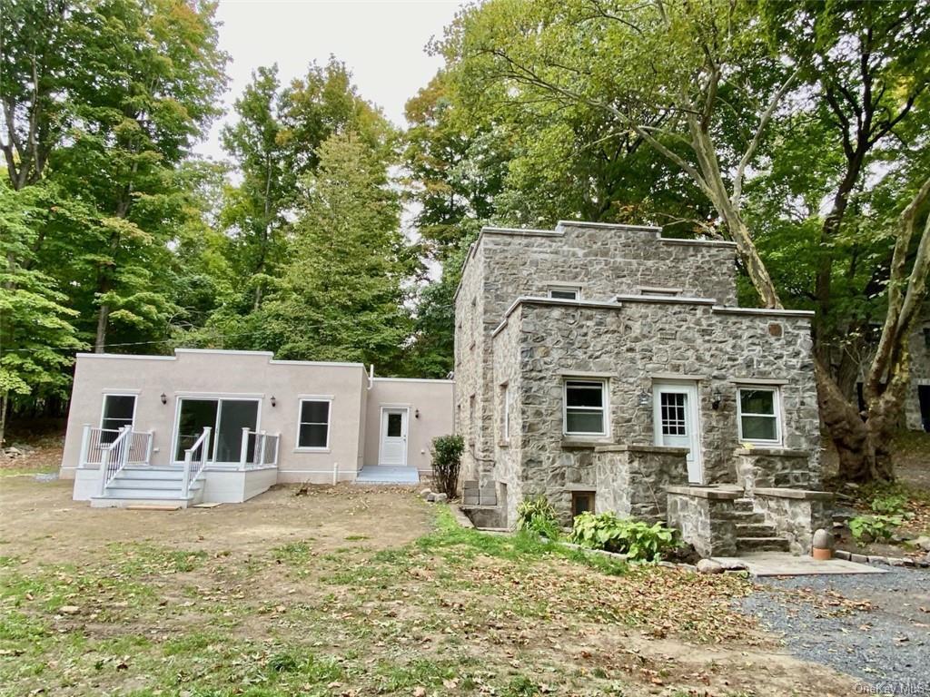 563 Old Indian Rd, Milton, NY 12547 House Rental in Milton, NY