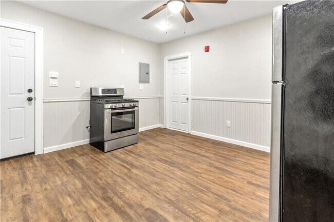 Foto del edificio - 538 Power Rd