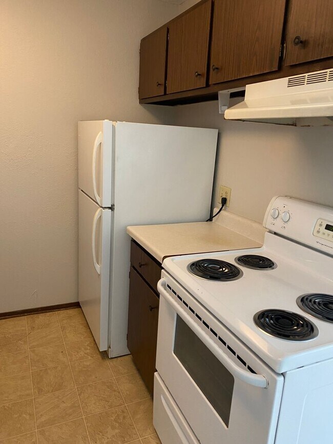 Interior Photo - 756 Hall Apartments