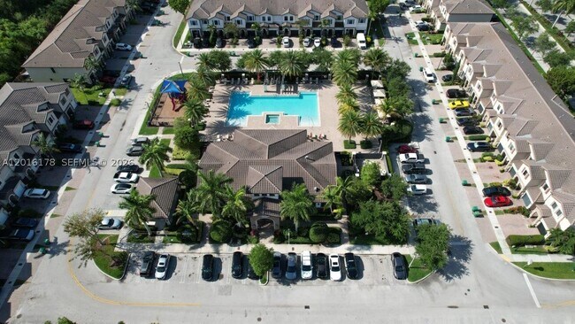 Building Photo - 11540 SW 151 Ave
