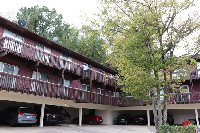 Foto del edificio - 2550 Chamberlain Rd