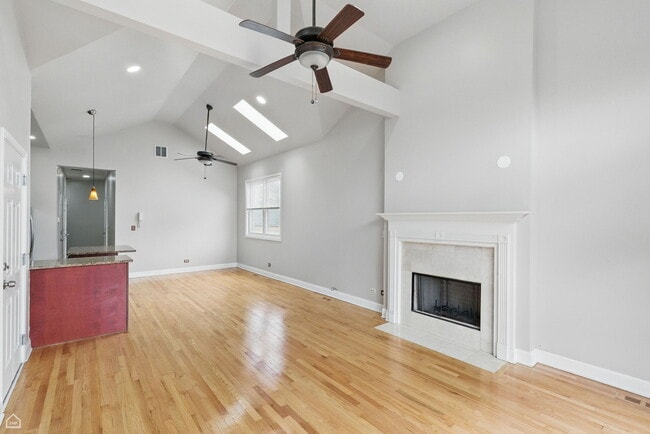 Building Photo - 4227 S Champlain Ave