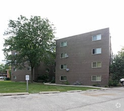 Building Photo - 5118 Fairview Apartments