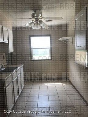 Building Photo - 3 br, 1 bath House - 63 Meadow Drive,