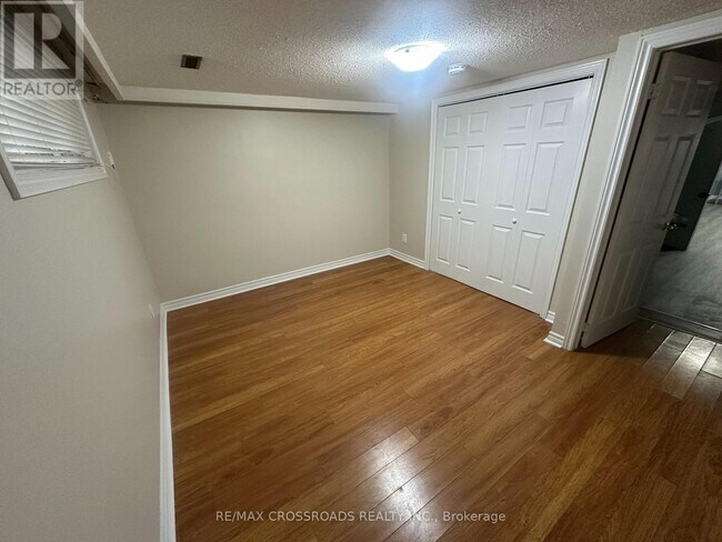 Building Photo - 466 Brimley Rd
