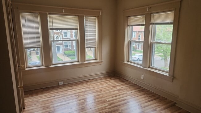 Foto del edificio - 6312 Cates Ave