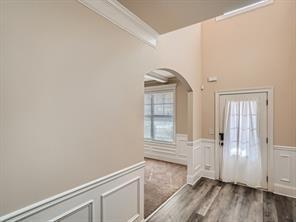 Foto del edificio - 223 Birchwood Dr