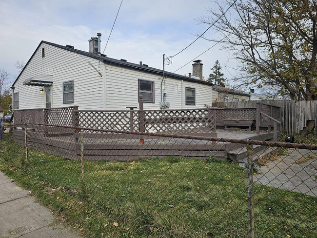 Building Photo - 11304 Jackson Ave
