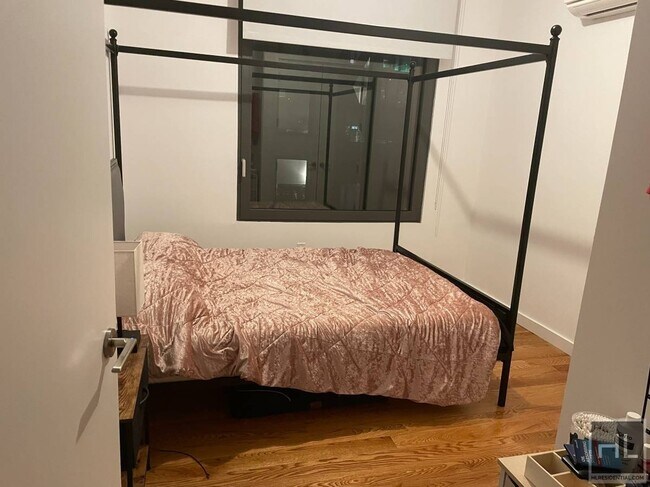 Building Photo - Bushwick - Two Bedroom Available in Luxury...