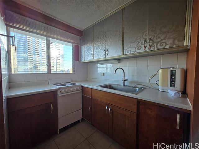 Foto del edificio - 747 Amana St