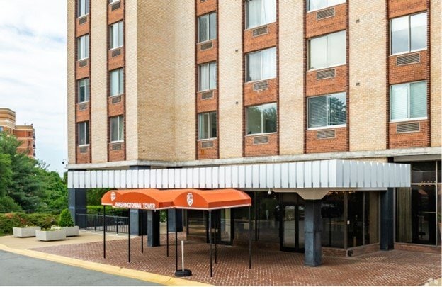 Photo - 9701 Fields Rd (Gaithersburg, MD) Apartment