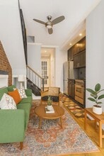 Building Photo - 221 Mott St