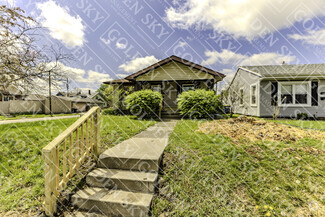 Building Photo - 1423 S Ebright St