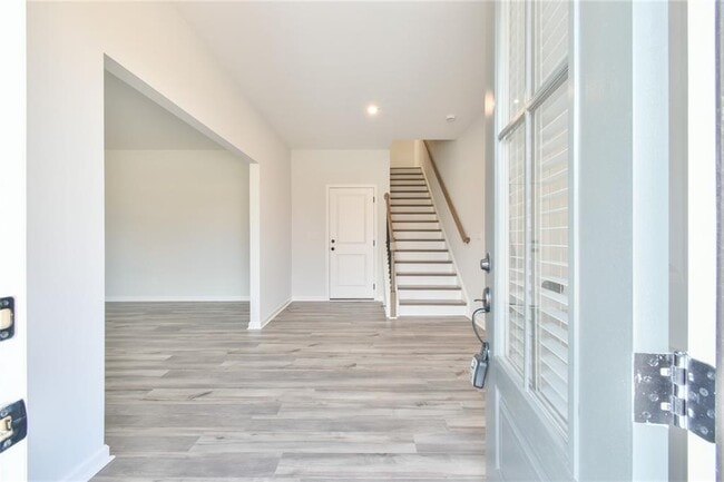 Foto del edificio - 2350 Whistler Wy NE