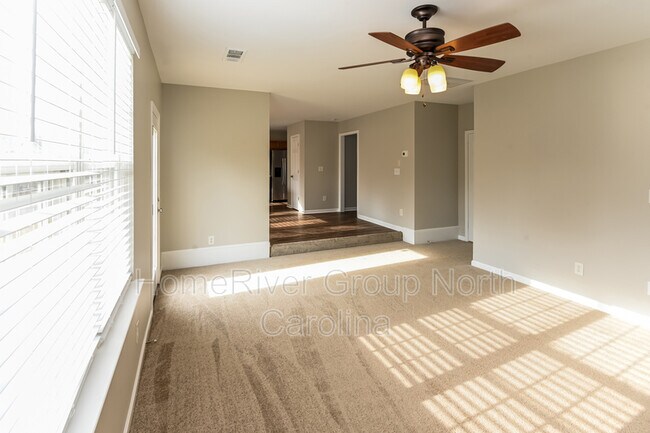 Building Photo - 4602 Canipe Dr