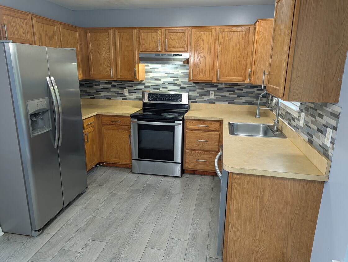 Foto principal - 20736 Williamson St