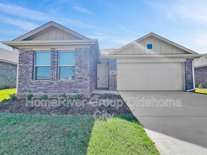 Primary Photo - 2004 Alpine Bch Ln