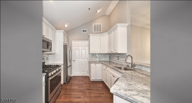 Building Photo - 4803 Tudor Dr