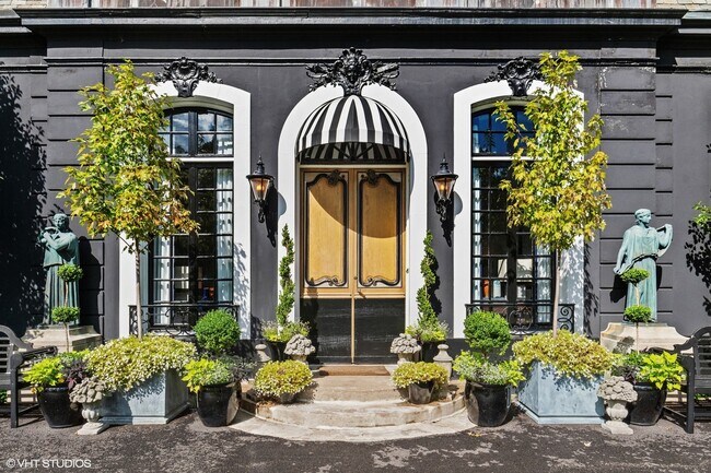 Foto del edificio - 1010 Green Bay Rd