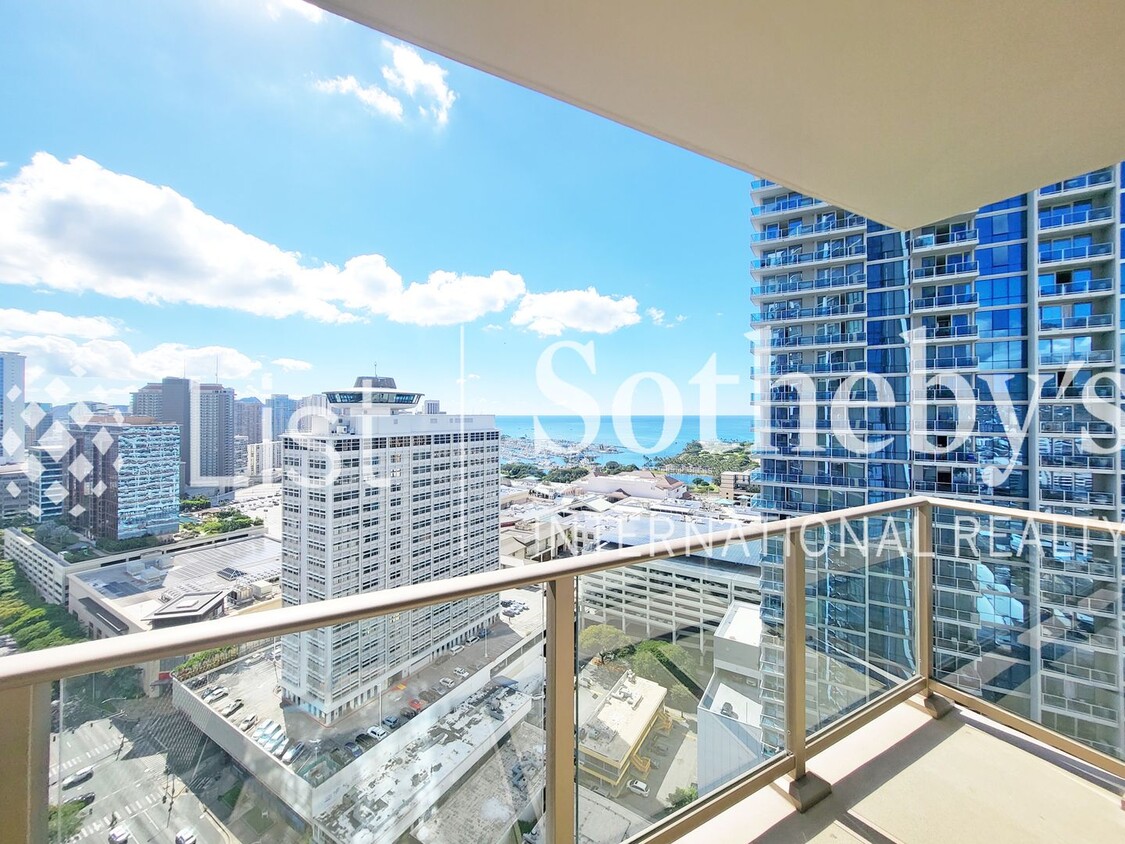 Foto principal - Sky Ala Moana West #2901 | Honolulu, HI