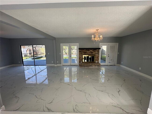 Foto del edificio - 7846 Snowberry Cir