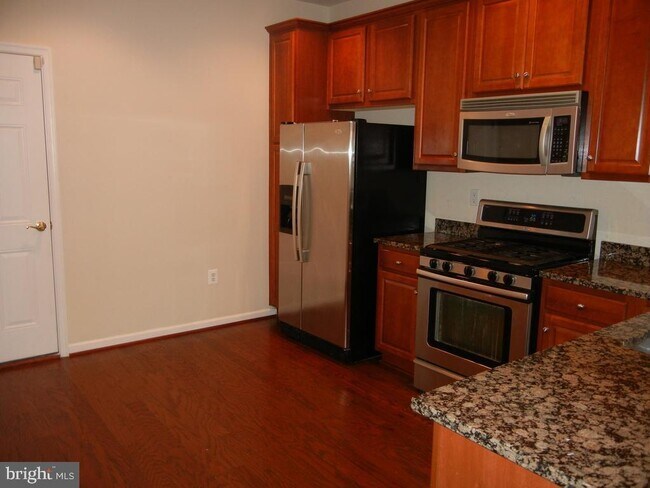 Building Photo - 22703 Verde Gate Terrace
