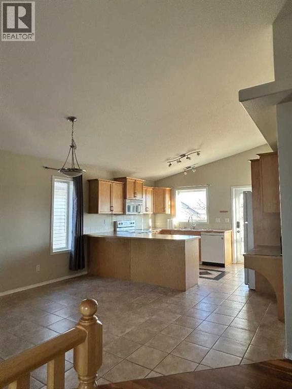 Building Photo - 19 Rivergreen Rd W