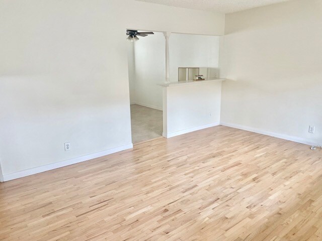Gorgeous hardwood floors - 311 Bungalow Dr