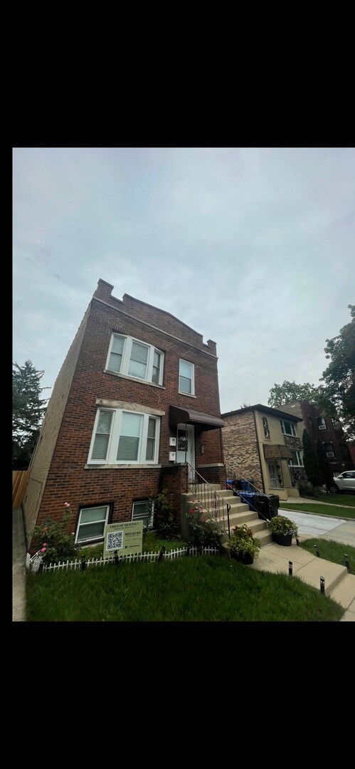Foto del edificio - 4711 N Kenton Ave