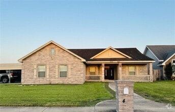 Building Photo - 2415 Flag Stone Terrace