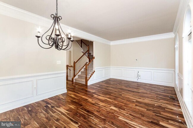 Building Photo - 15886 Mackenzie Manor Dr