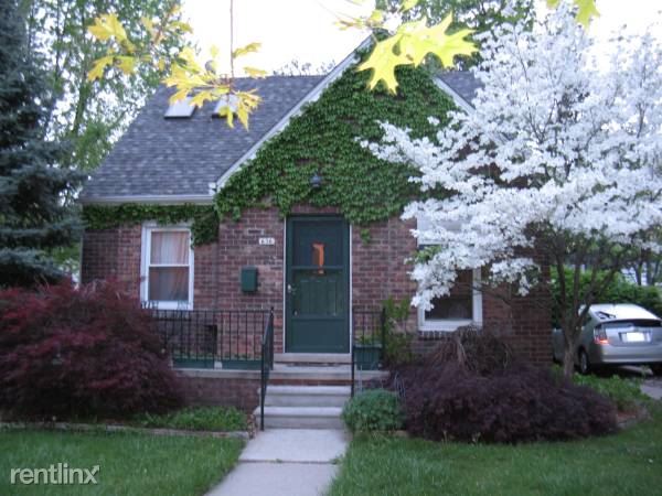 Primary Photo - 636 S Wilson Ave