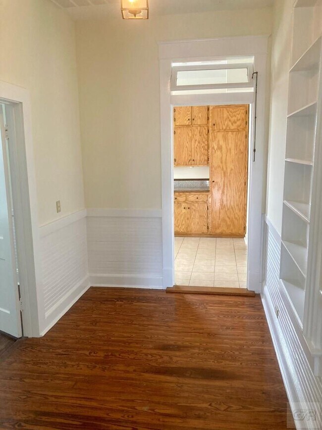 Foto del edificio - 817 10th St