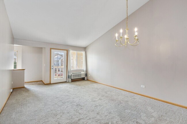 Building Photo - 219 Silverstone Dr