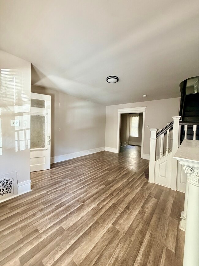 Photo - 27 N Edgewood St- Townhome