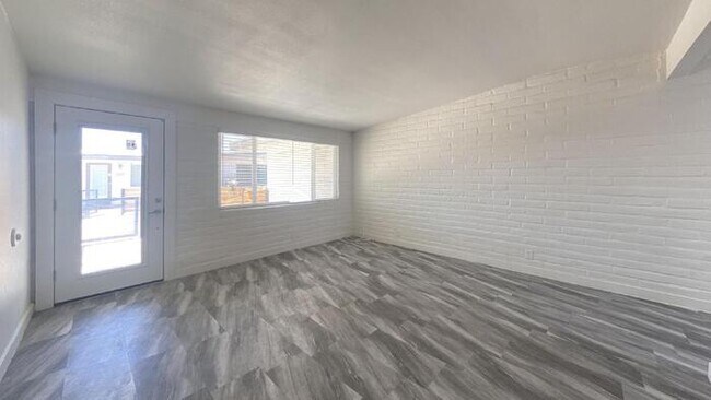 Foto del edificio - 1/2 Off First First Month! Luxury 2 Bed Ap...