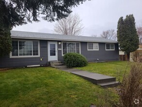 Building Photo - 1223 Ashley Way