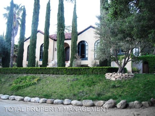 Primary Photo - 18191 Saratoga Los Gatos Rd