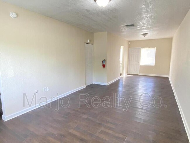Building Photo - 226 NW 85th Street Rd