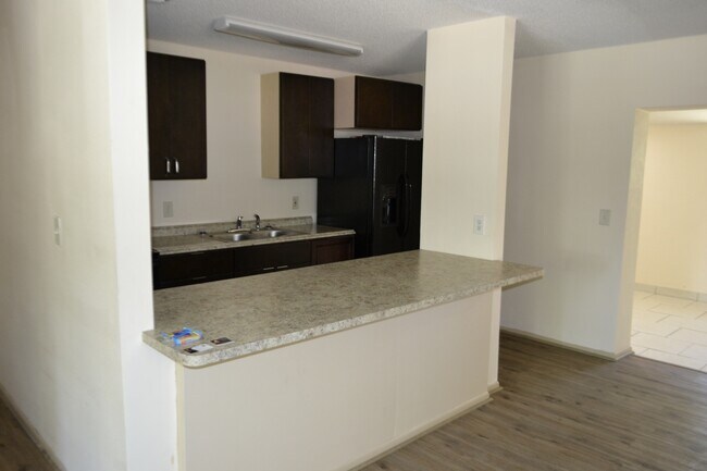 Foto del edificio - 1060 E Patrick Cir