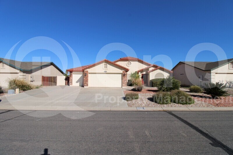 Foto principal - 4486 E Meadow Land Dr