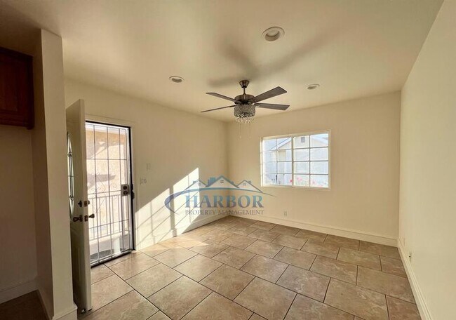 Foto del edificio - 562-566 W 11th St