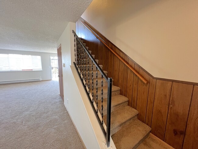 Building Photo - Aladdin Townhomes