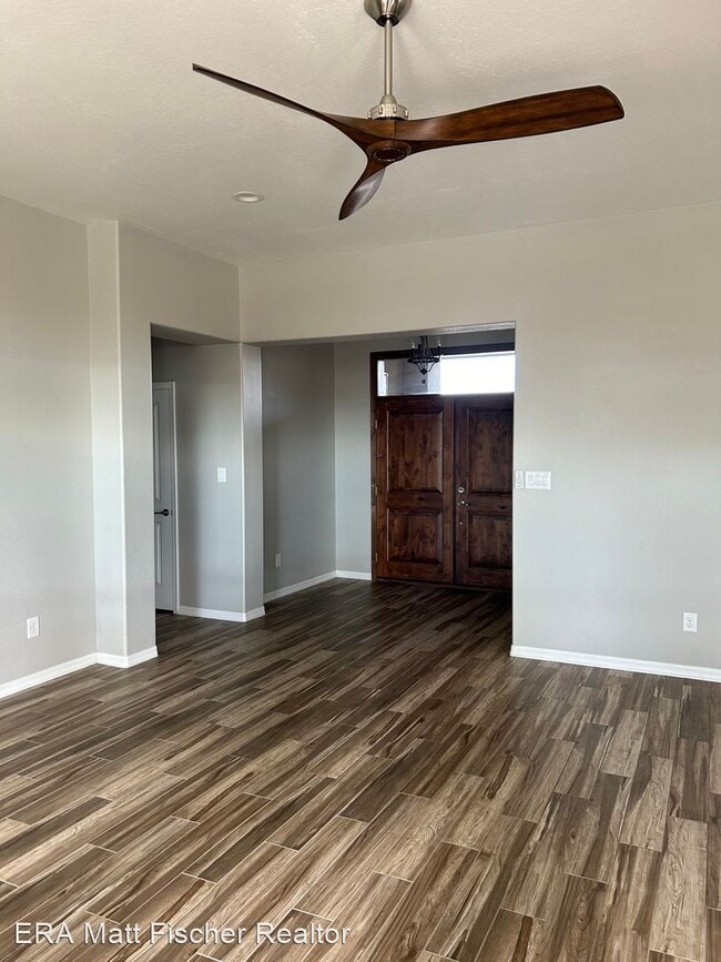 Building Photo - 5 br, 3 bath House - 5511 E 39th Ln