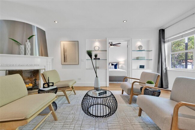 Building Photo - 1800 SW 21st St