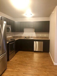 Foto del edificio - 1935 Reserve St.