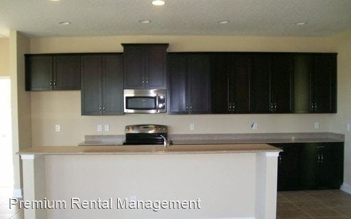 Building Photo - 3 br, 2.5 bath House - 11507 Wakeworth St
