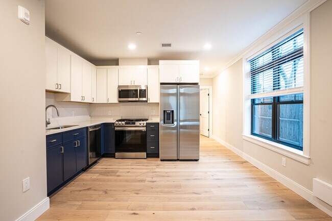 Foto del edificio - 157 Everett St