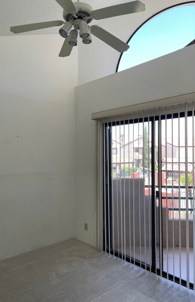 Foto del edificio - 10301 N 70th St