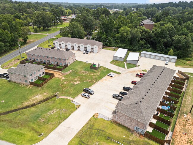 Foto del edificio - 5896 Old Hwy 135 N